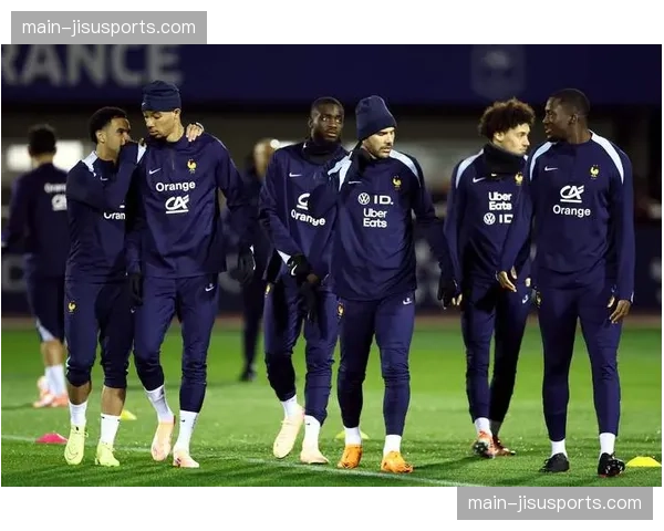 法国业余足球联赛周末开赛,前法甲球星现身表演赛