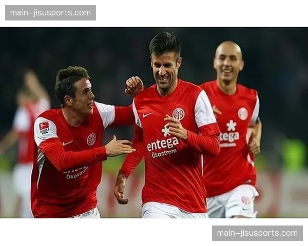 保级六分战前瞻：波鸿主场迎战科隆，双方仅差一分