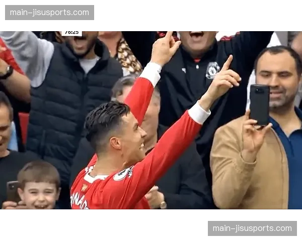 威姆斯关键封盖引争议，VAR回放确认好帽，广东险胜辽宁